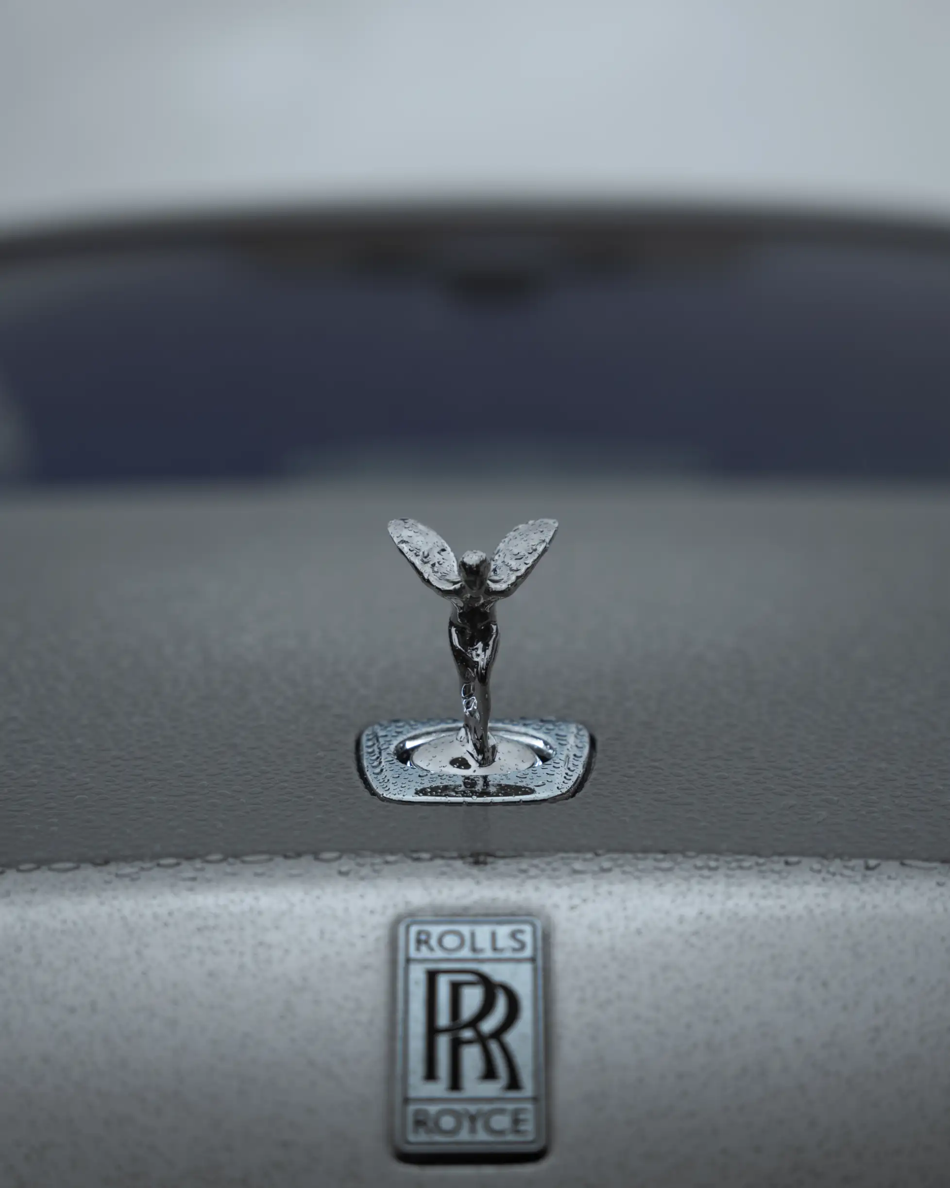 Rolls-Royce Spectre Front Three Quarter View - Baku Dreams