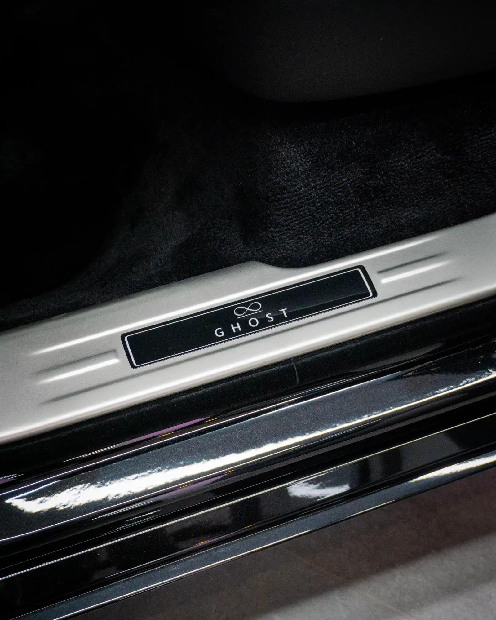 Rolls-Royce Ghost Black Badge Image 10