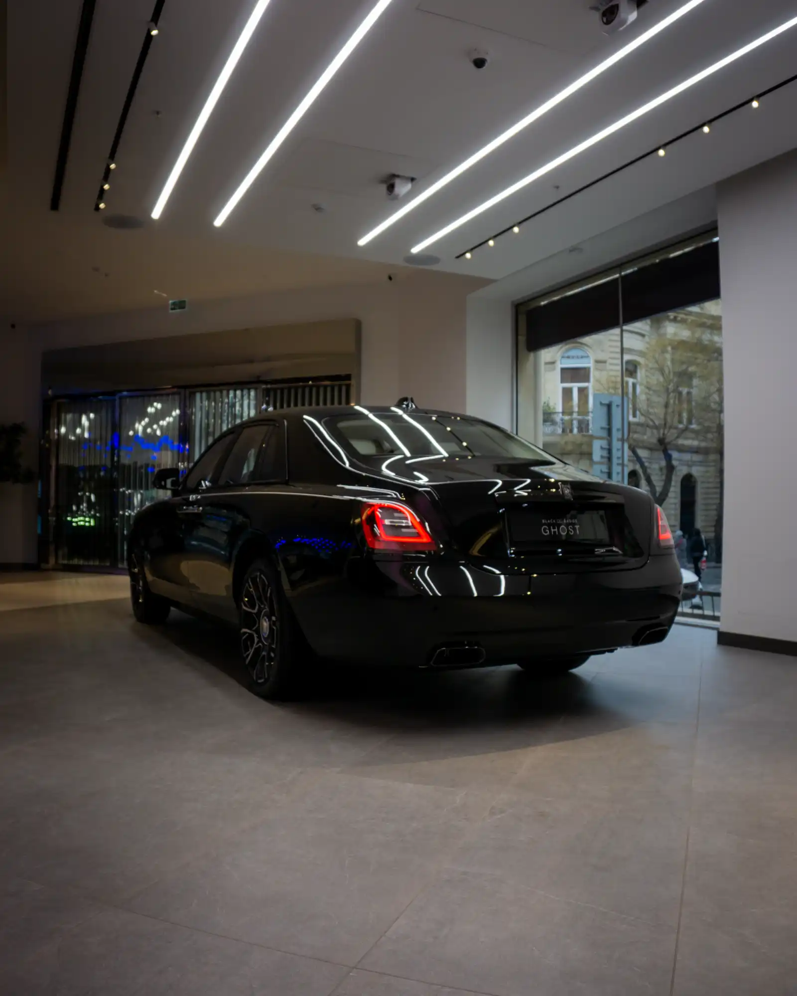 Rolls-Royce Ghost Black Badge Image 13