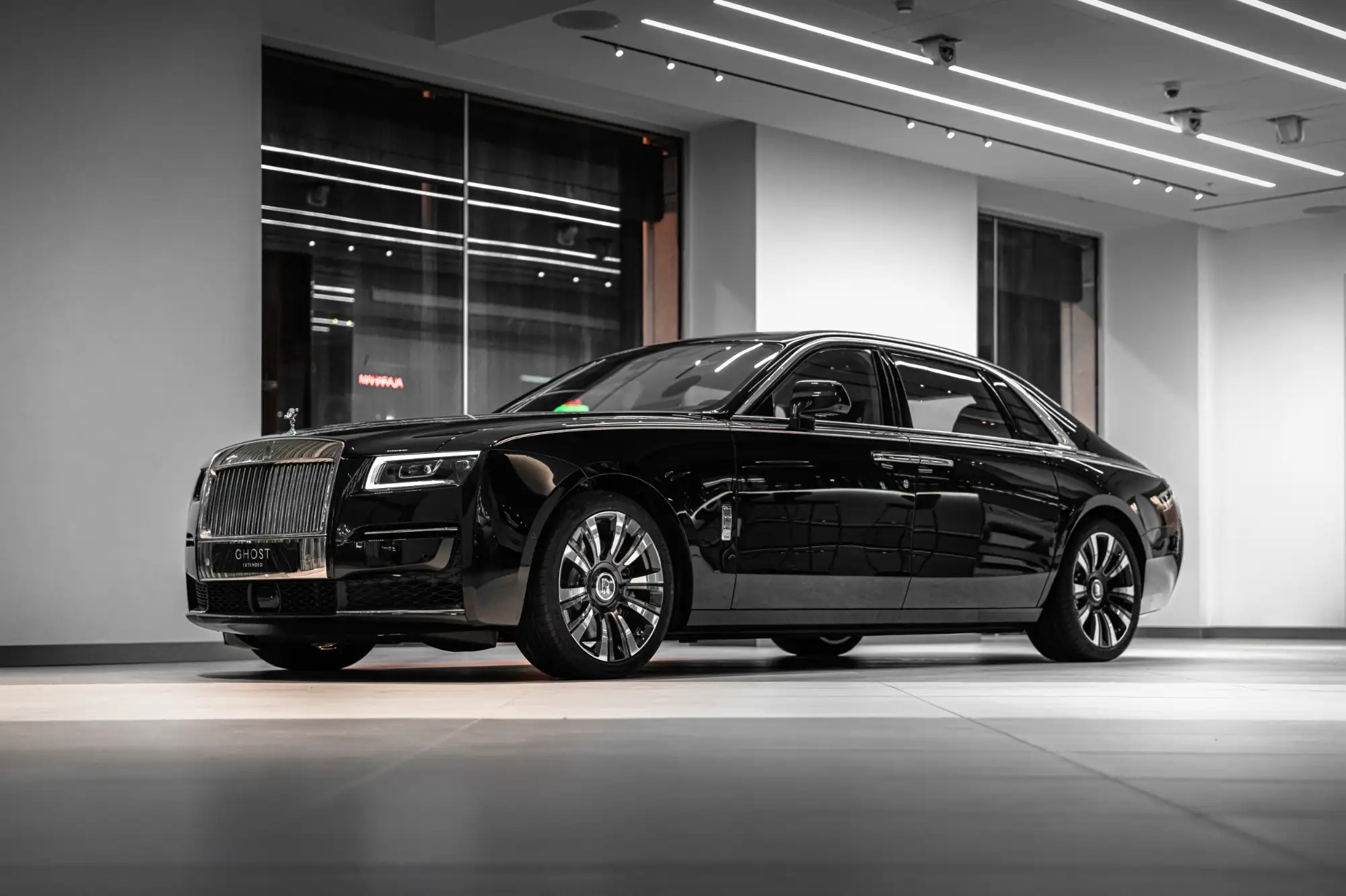 Rolls-Royce Ghost Extended Door Handle