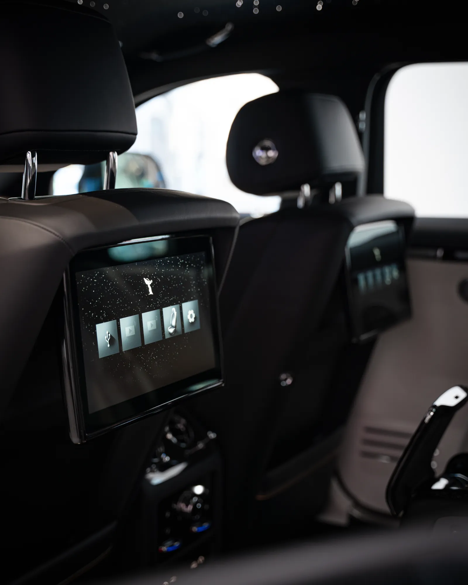 Rolls-Royce Ghost Extended Interior Details