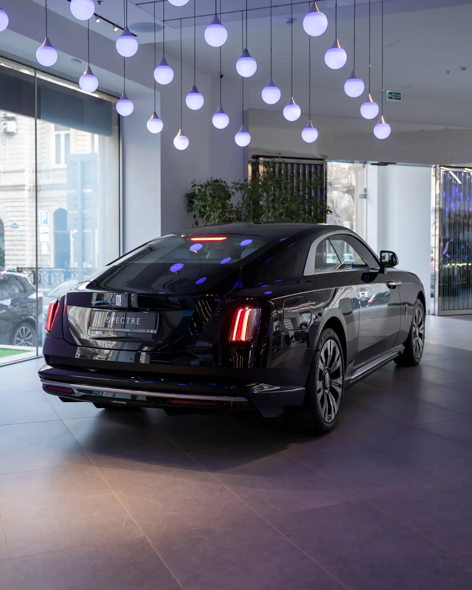 Rolls-Royce Spectre Image 7